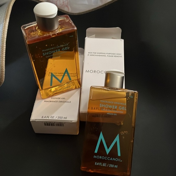Moroccanoil Amber Shower Gel with Argan Oil - Picture 2 of 5